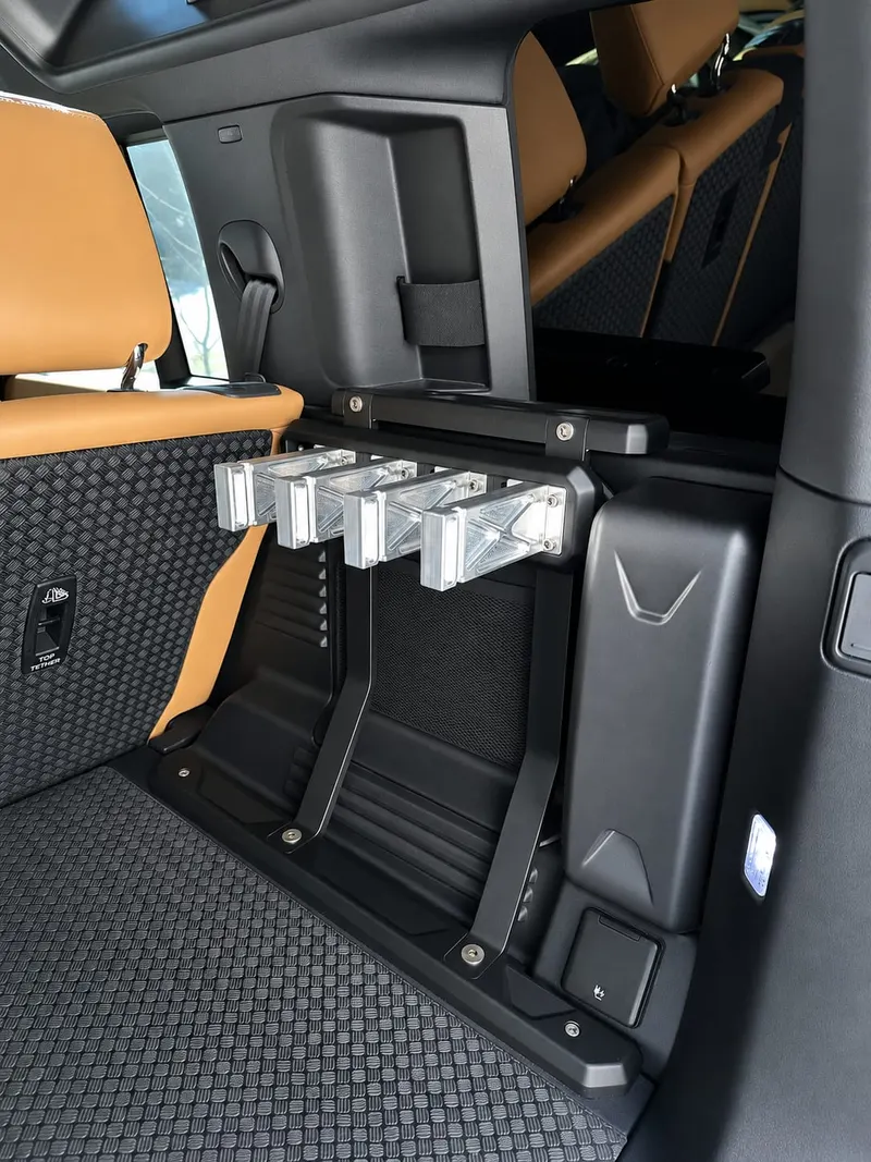 Range Rover Gun Rack