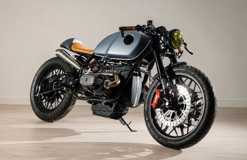 R100