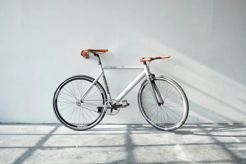 Low café-racer stance at night
